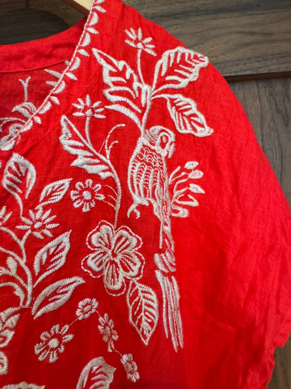Johnny Was XXL Red Linen Parrot Floral Embroidered Tunic Blouse Boho - Picture 5 of 7
